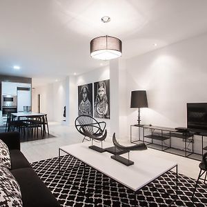 Valencia Luxury - Boutique Center